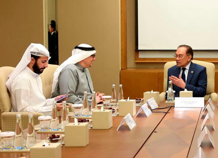 Busy schedule awaits Anwar on last day of UAE visit, to meet UAE President Busy schedule awaits Anwar on last day of UAE visit, to meet UAE President