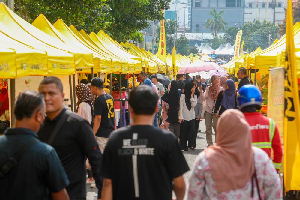 CAKE receives complaints about bazaar rental hike in Pendang CAKE receives complaints about bazaar rental hike in Pendang