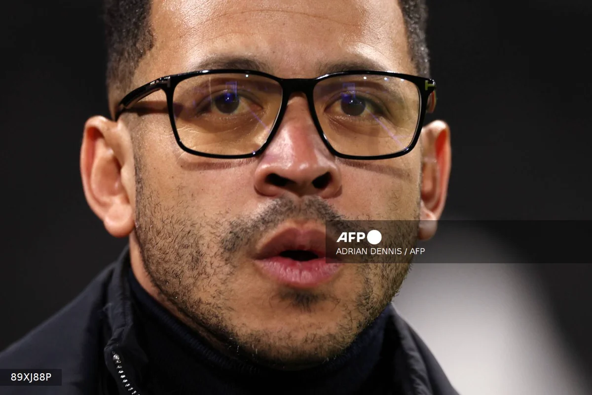Chelsea_boss_Rosenior_warns_no_player_has_guaranteed_starting_spot Chelsea boss Rosenior warns no player has guaranteed starting spot