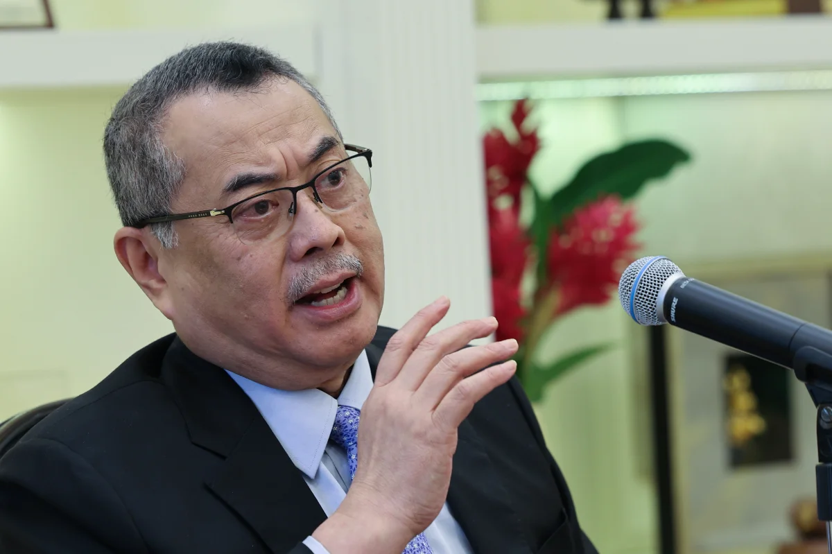 Chief_justice_says_30__judicial_pay_rise_supports_independence