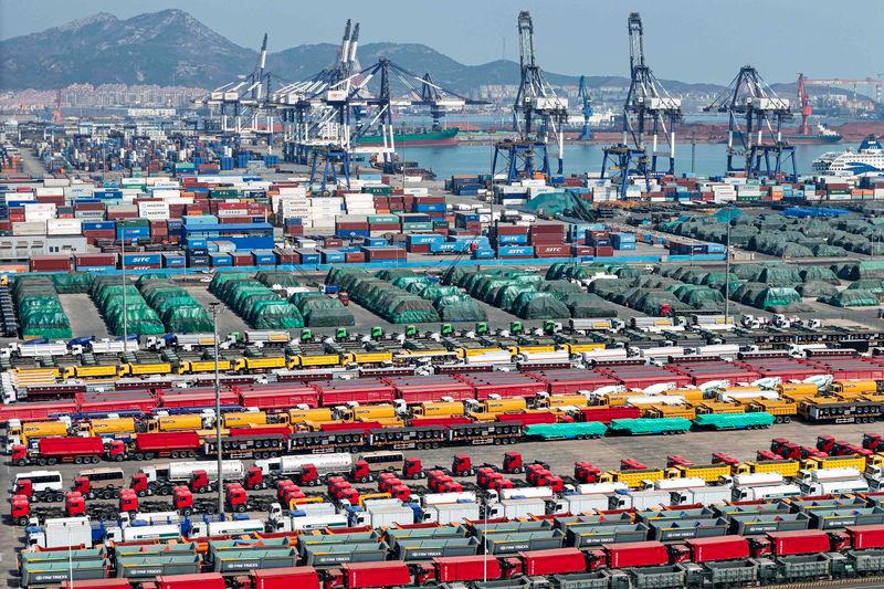 China files complaint with WTO over new US tariffs China files complaint with WTO over new US tariffs