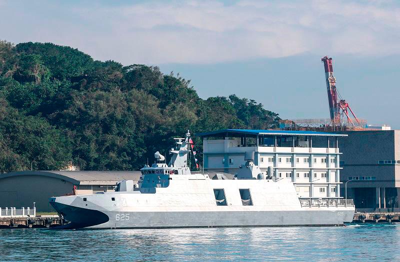 China military says it monitored US warship in Taiwan Strait