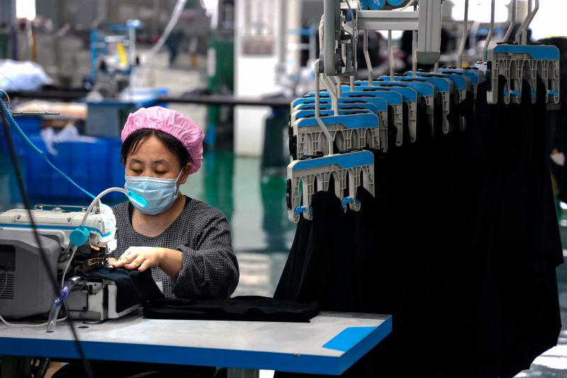 China supports free trade, central bank governor says in Washington meeting, CCTV reports