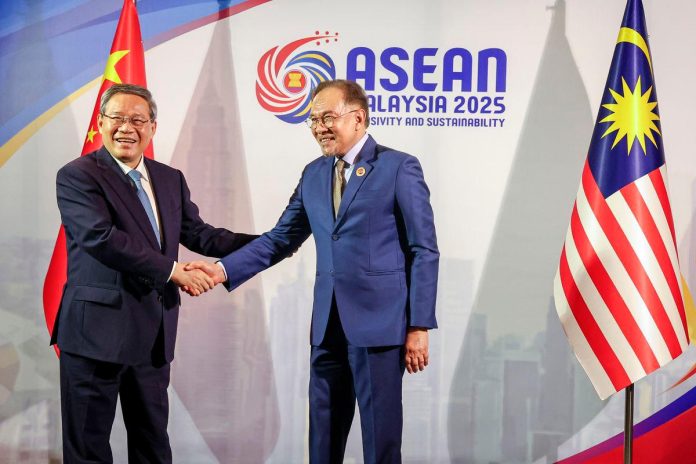 Chinese Premier says China eyes stronger cooperation with GCC, ASEAN for interests of global south