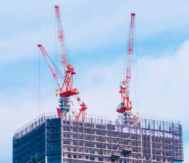 Construction worker in Sabah scales crane tower alone, alleges hearing “whispers” Construction worker in Sabah scales crane tower alone, alleges hearing “whispers”