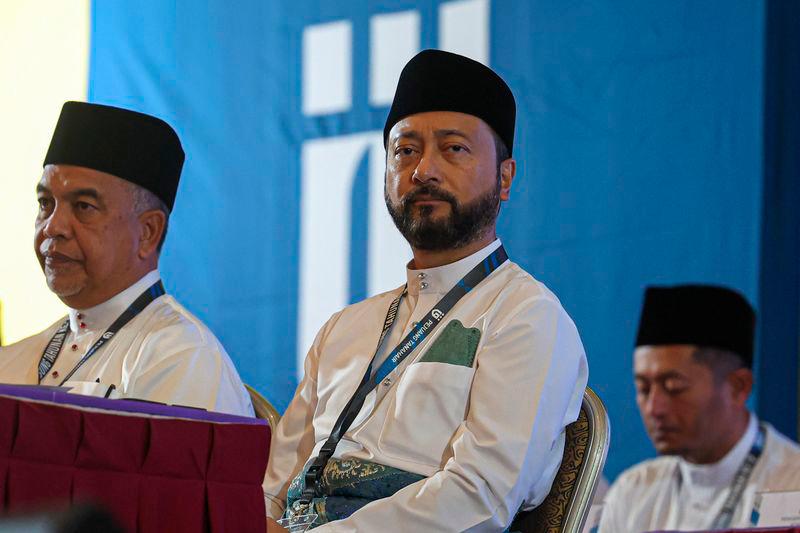 Court allows Mukhriz’s application to stay additional assessment notice involving over RM5 million Court allows Mukhriz’s application to stay additional assessment notice involving over RM5 million