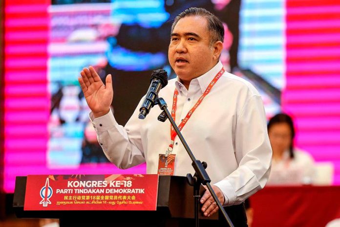 DAP wants federal constitution to be amended to limit PM’s tenure to 10 years