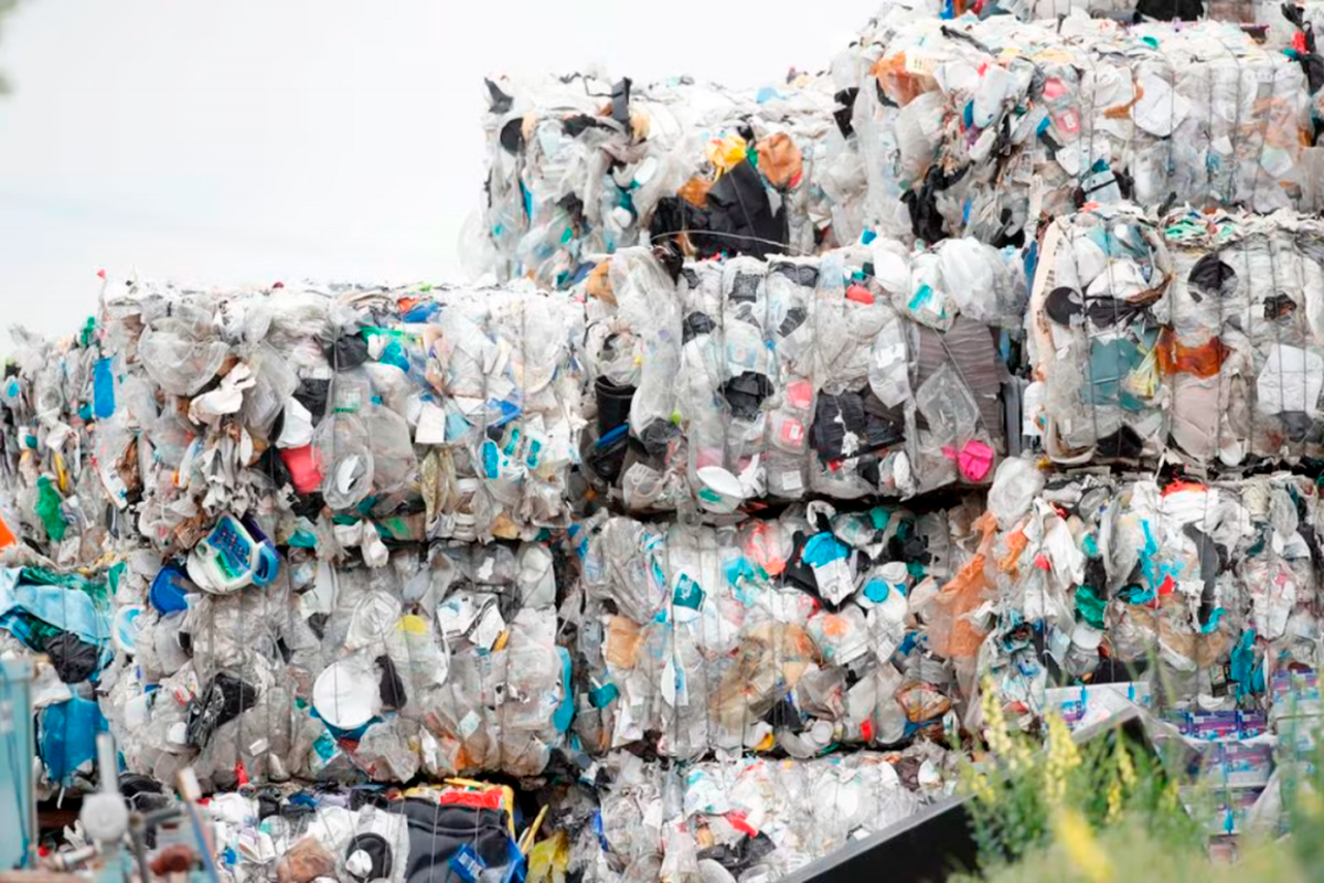 DOE orders repatriation of 38 containers of contaminated plastic from Butterworth Terminal