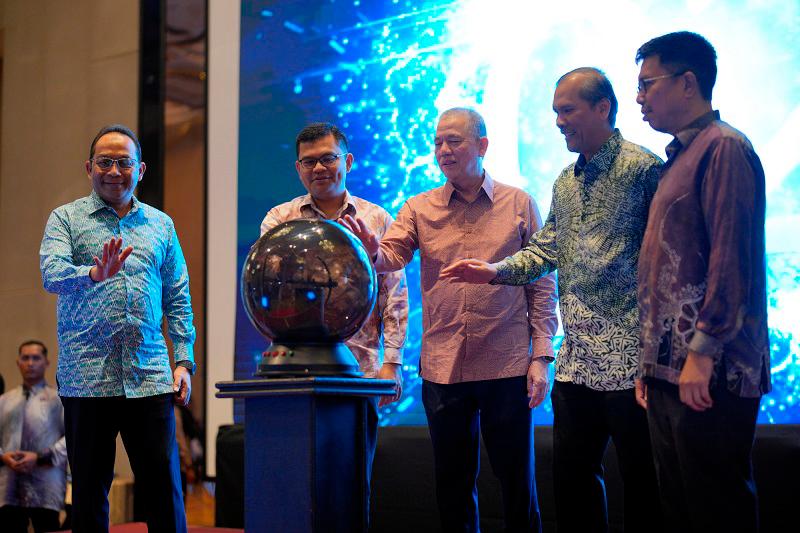DPM Fadillah launches MyEnergyStats to enhance open data access in energy sector DPM Fadillah launches MyEnergyStats to enhance open data access in energy sector