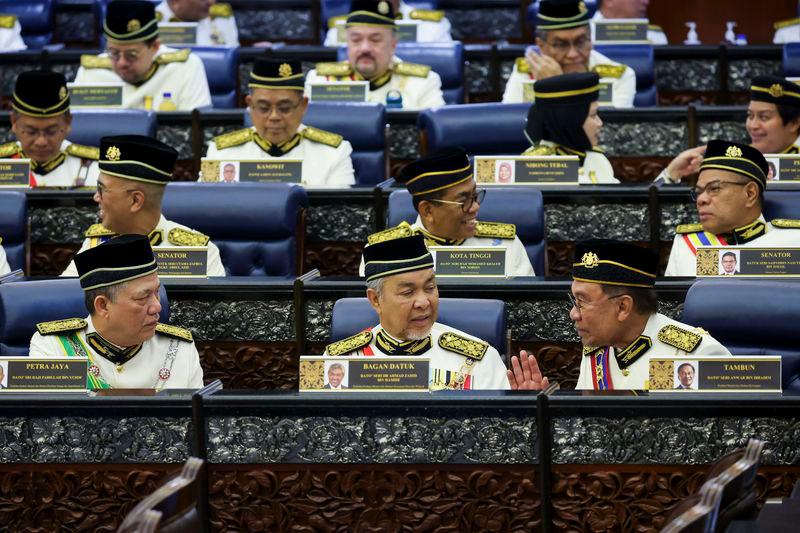 DPMs uphold King's decree that Parliament is a platform for checks and balances DPMs uphold King's decree that Parliament is a platform for checks and balances