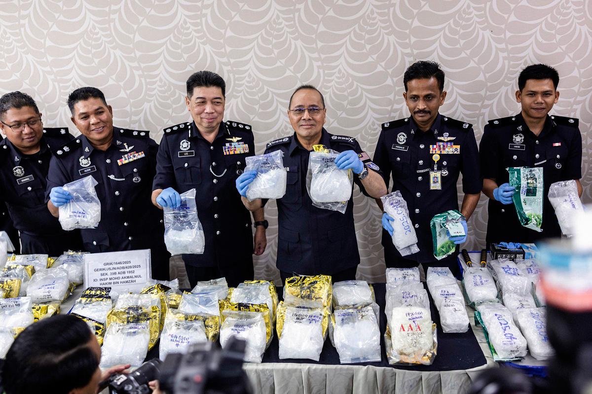 Dadah bernilai lebih RM4 juta ditemukan dalam kereta di Gerik