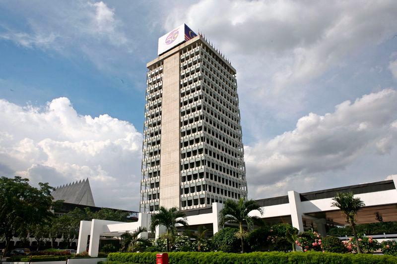 Dewan Negara concludes 12 days of sitting with 10 bills passed Dewan Negara concludes 12 days of sitting with 10 bills passed