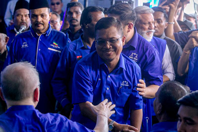 Dr Mohamad Yusri selected as BN candidate after careful study - Ahmad Zahid Dr Mohamad Yusri selected as BN candidate after careful study - Ahmad Zahid