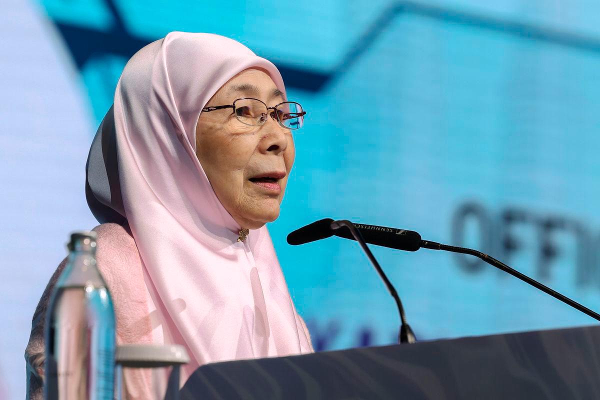 Dr Wan Azizah calls for stronger regional collaboration to tackle healthcare challenges Dr Wan Azizah calls for stronger regional collaboration to tackle healthcare challenges
