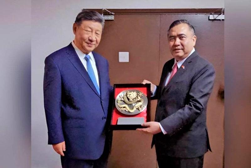 Dragon souvenir for Xi Jinping was a personal gift, says Loke