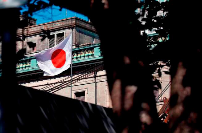 Drunken Japan official loses drug dealer files Drunken Japan official loses drug dealer files