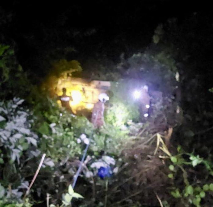 Dua lelaki maut kenderaan jatuh gaung di Kampung Moyog, Penampang