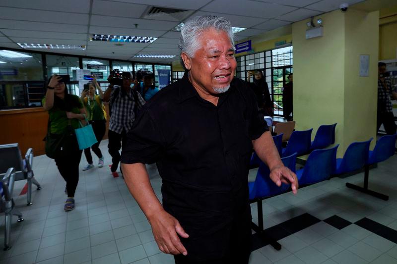 Elderly man who slapped non-Muslim to be re-charged this afternoon