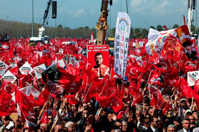 Erdogan says opposition seeking to obstruct Istanbul mayor probe