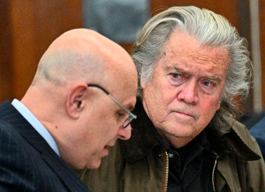 Ex-Trump aide Bannon pleads guilty in US border wall fraud case Ex-Trump aide Bannon pleads guilty in US border wall fraud case