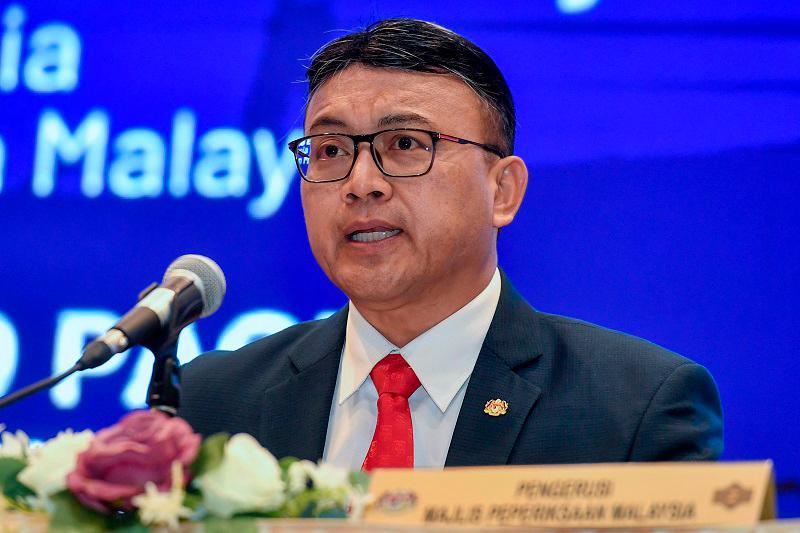 Ex-UKM VC Mohd Ekhwan's DBNS title revoked Ex-UKM VC Mohd Ekhwan's DBNS title revoked