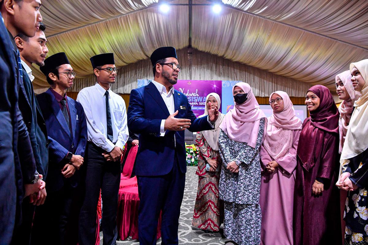 Expanding TVET for tahfiz students to create skilled huffaz Expanding TVET for tahfiz students to create skilled huffaz