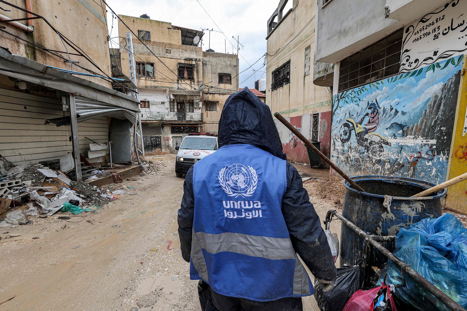 UNRWA fires 571 Gaza staff due to dire financial crisis UNRWA fires 571 Gaza staff due to dire financial crisis