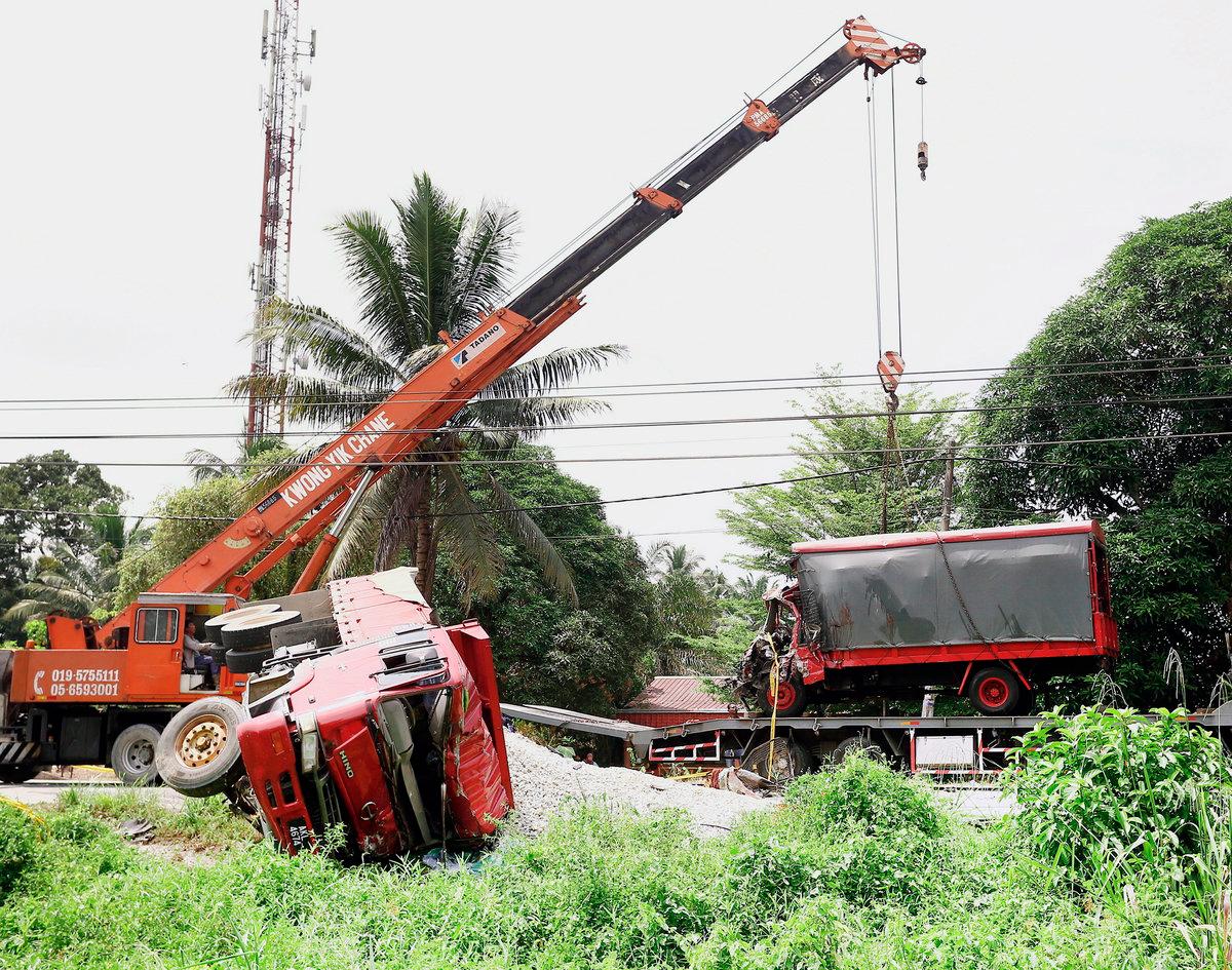 FRU crash: Additional aid to be announced - Perak EXCO FRU crash: Additional aid to be announced - Perak EXCO