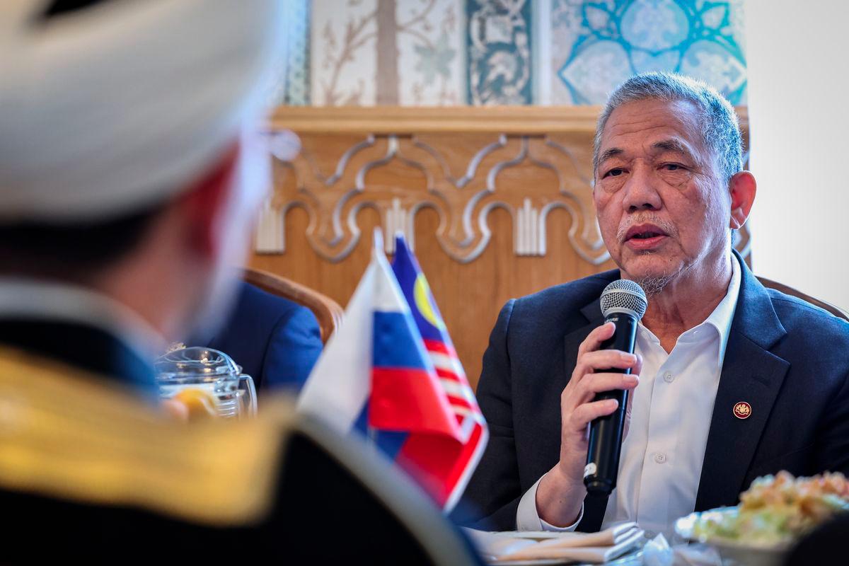 Fadillah tamat lawatan ke Uzbekistan dan Rusia, program nuklear Malaysia digiat semula Fadillah tamat lawatan ke Uzbekistan dan Rusia, program nuklear Malaysia digiat semula