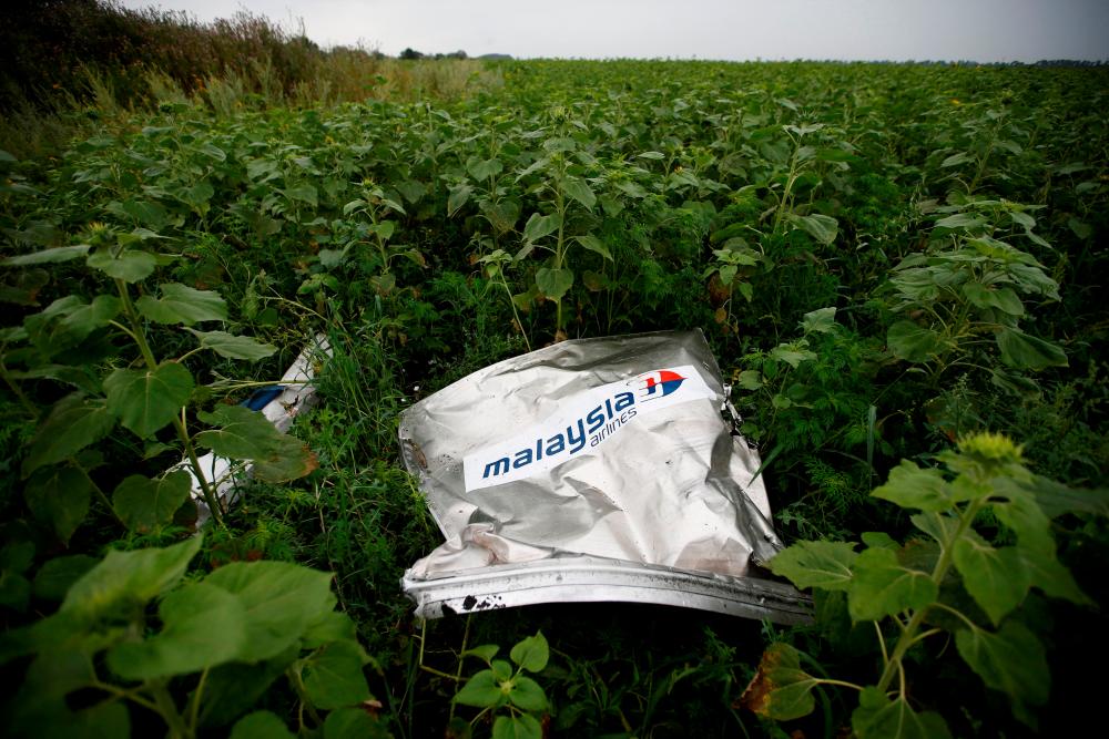 Family of American killed on Malaysian Airlines flight can sue Russian bank, US court rules Family of American killed on Malaysian Airlines flight can sue Russian bank, US court rules