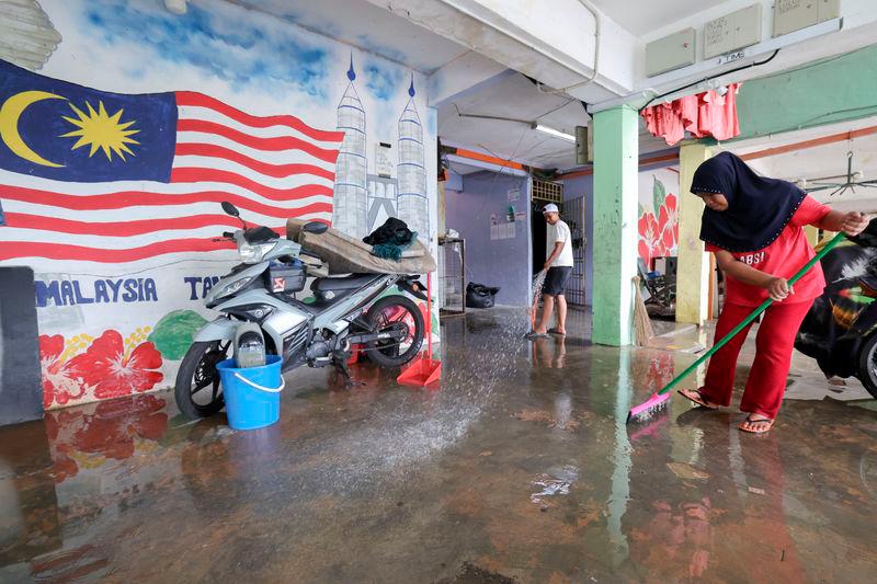 Fewer flood evacuees in Johor, Sabah, no change in Sarawak Fewer flood evacuees in Johor, Sabah, no change in Sarawak