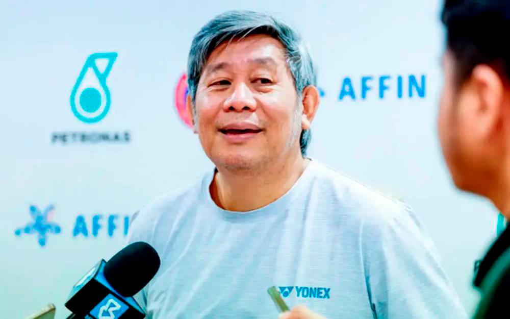 ‘Fire dragon’ Herry breathes life into Aaron-Wooi Yik