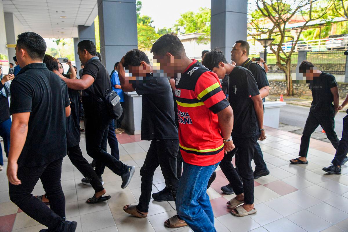 Five individuals claim trial to assaulting, causing griveous hurt to student