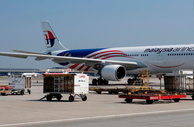 Flight MH720 initiates emergency response after cargo fire alert Flight MH720 initiates emergency response after cargo fire alert