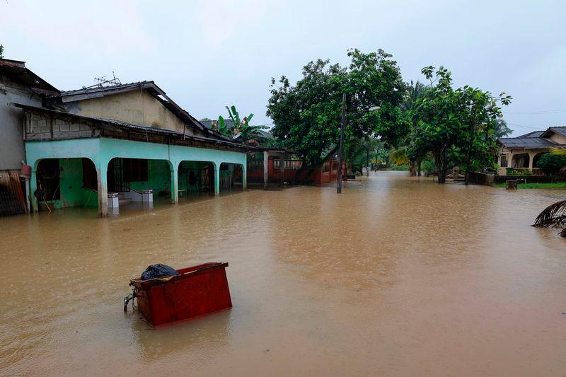Flood: Number of evacuees rise in Johor, unchanged in Perak tonight Flood: Number of evacuees rise in Johor, unchanged in Perak tonight