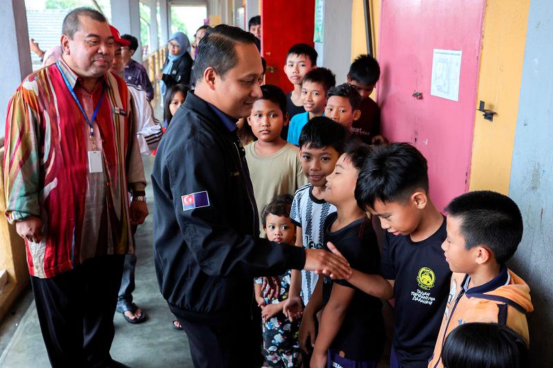 Floods disrupt learning at 20 schools in Johor