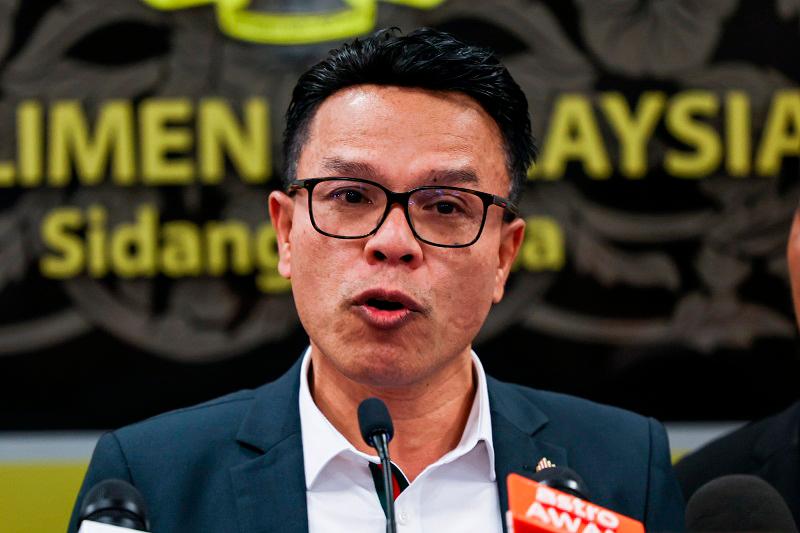 Former Nenggiri assemblyman withdraws lawsuit over Bersatu expulsion Former Nenggiri assemblyman withdraws lawsuit over Bersatu expulsion