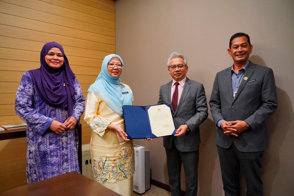 Former TERAJU CEO Mohd Husni named Labuan Corporation chairman Former TERAJU CEO Mohd Husni named Labuan Corporation chairman