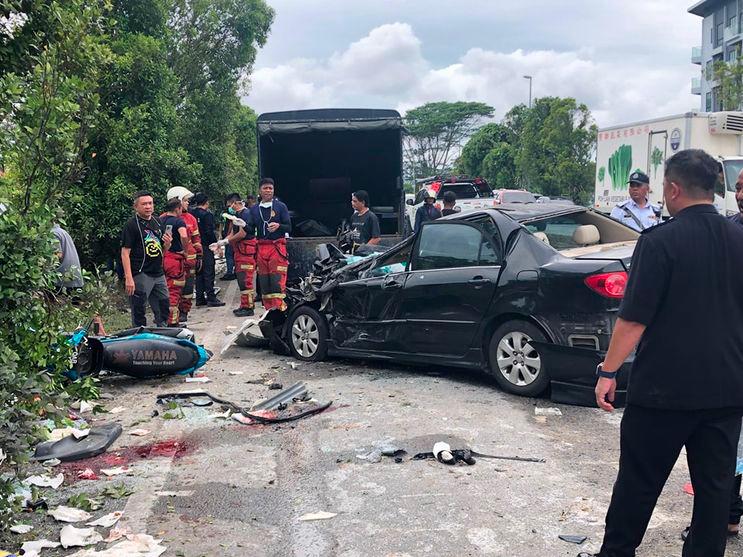 Four killed in five-vehicle crash in Kuching