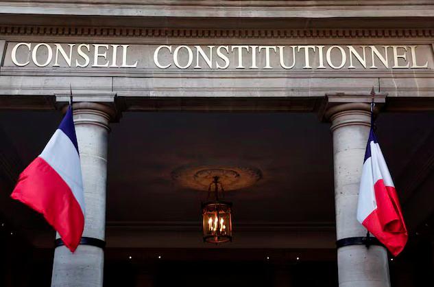 French court blocks return of bee-harming pesticide in farming law French court blocks return of bee-harming pesticide in farming law