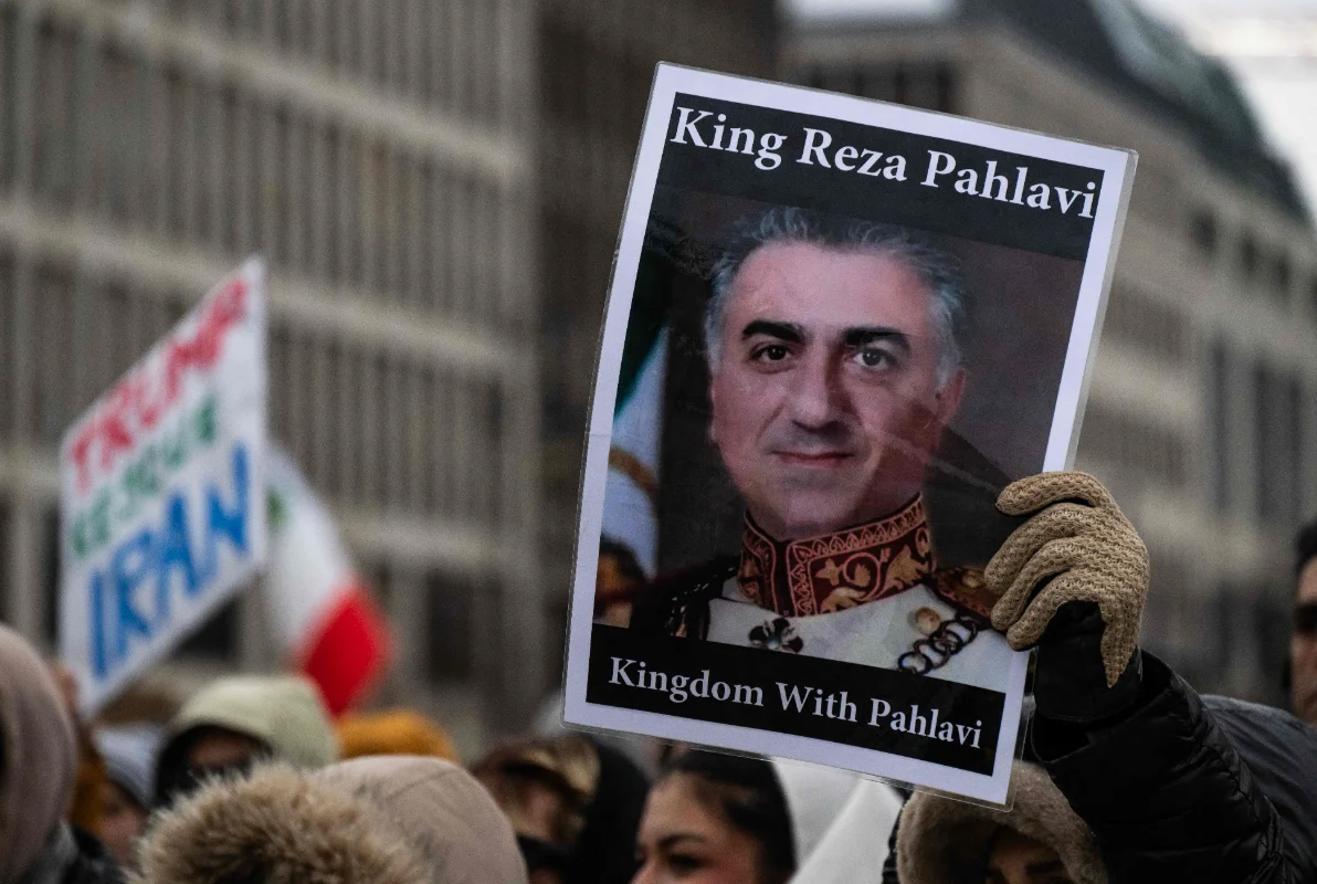 Iran's exiled crown prince emerges as rallying figure in protests Iran's exiled crown prince emerges as rallying figure in protests