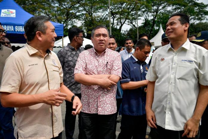 Gas pipeline blaze: JPJ opens mobile counter to help victims replace documents Gas pipeline blaze: JPJ opens mobile counter to help victims replace documents