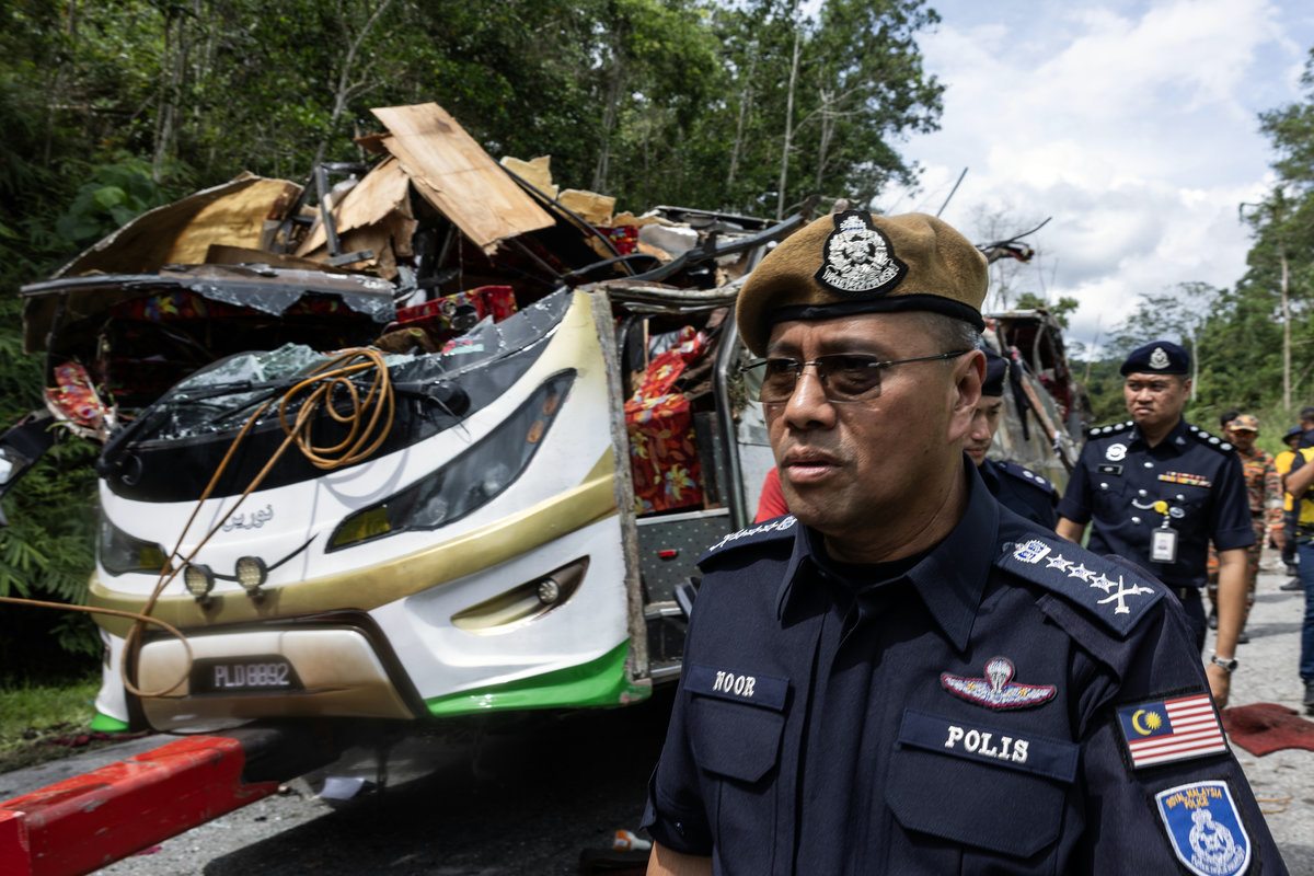 Gerik bus crash: Police receive dashcam footage
