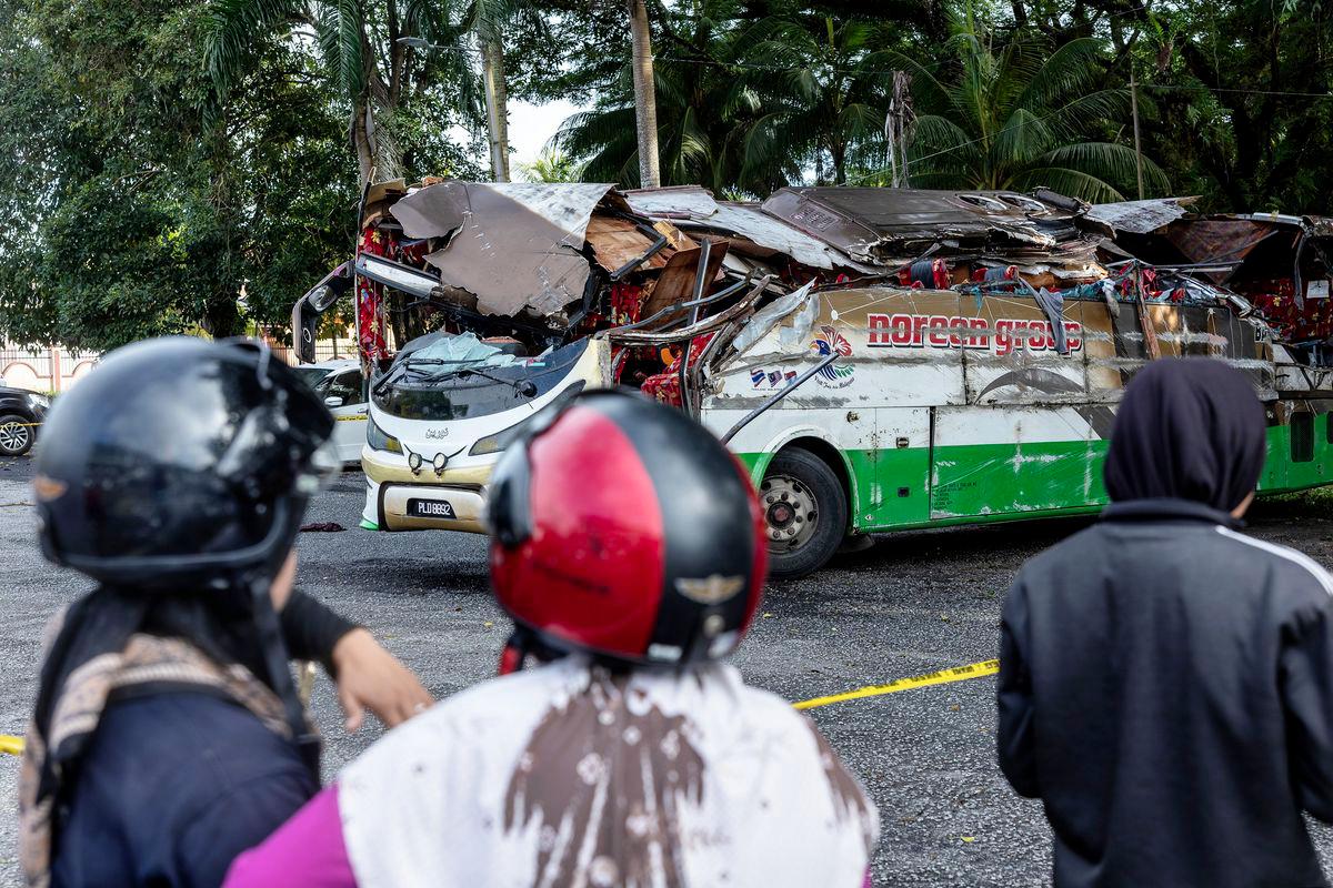 Gerik crash: Bus driver apologises to students, families involved