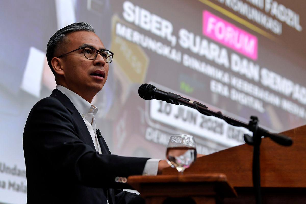 Gerik crash: Fahmi urges caution and etiquette on social media