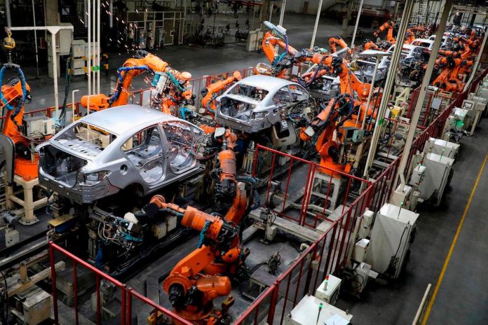 German industry cuts 100,000 jobs within a year