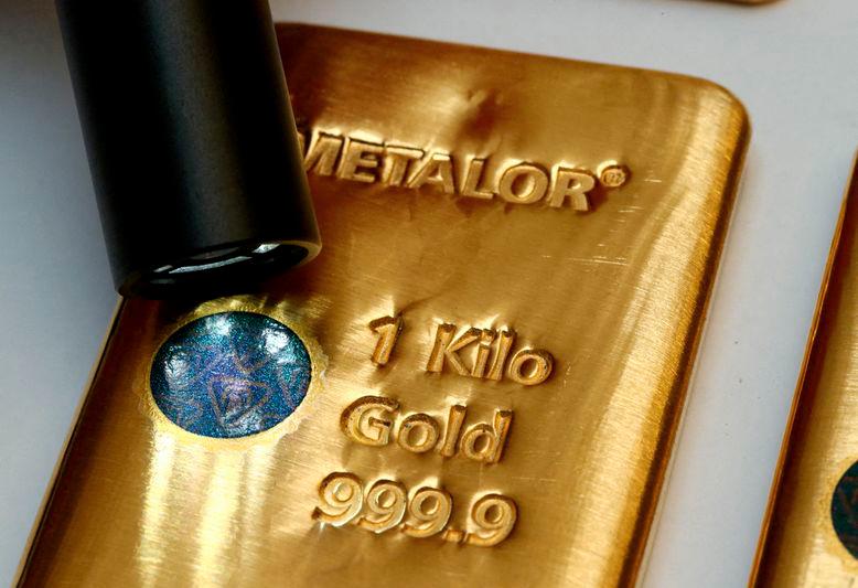 Gold rebounds on dip buying; US-China trade talks in focus