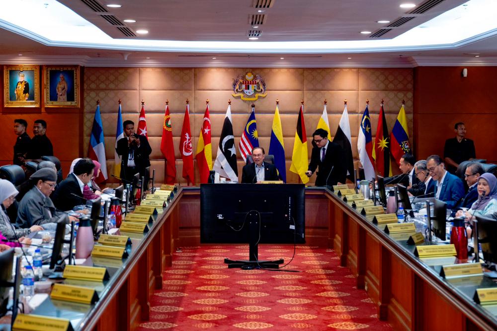 Govt mulls healthcare financing reform for long-term sustainability - PM Anwar Govt mulls healthcare financing reform for long-term sustainability - PM Anwar