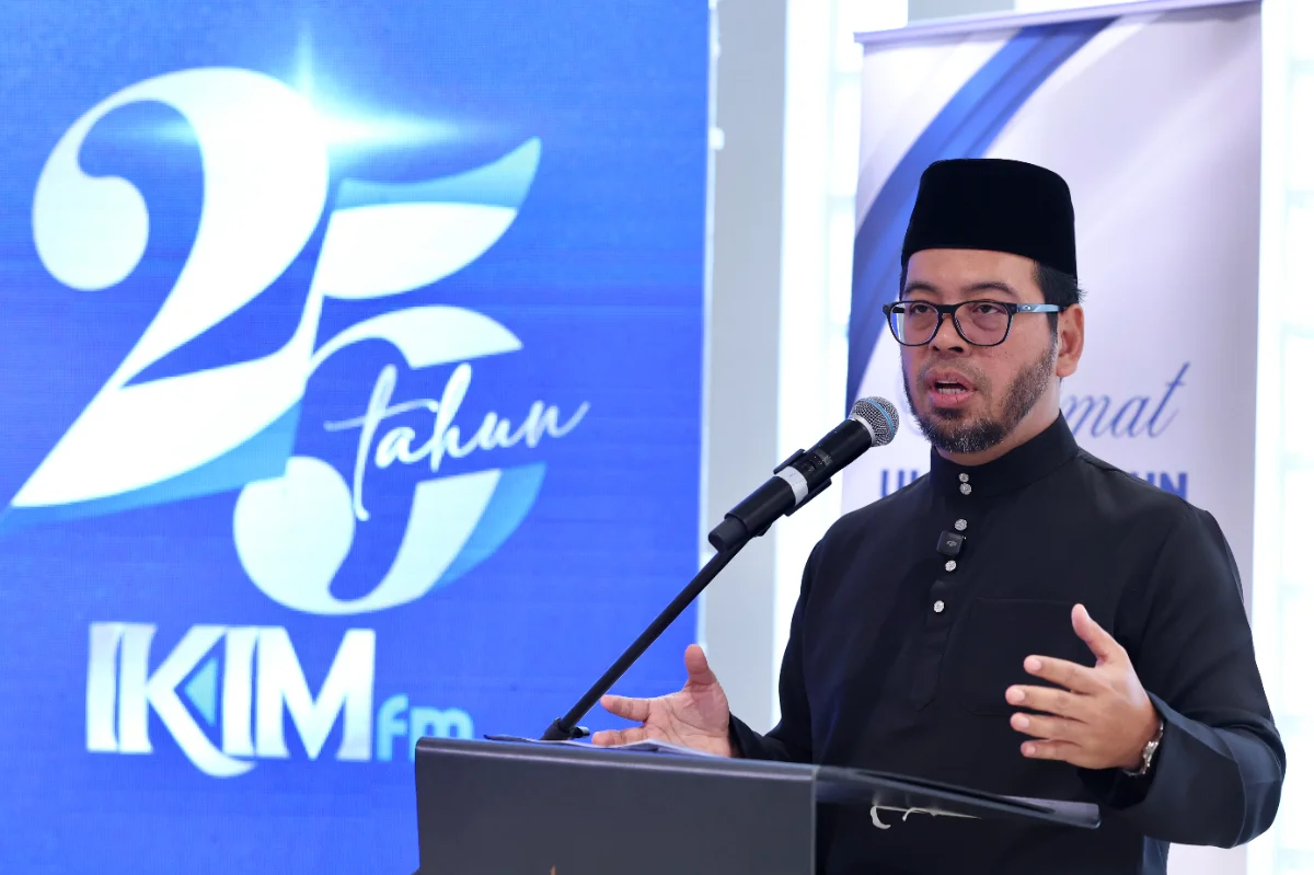Govt_supports_Selangor_Sultan_s_decree_against_LGBT_activities Govt supports Selangor Sultan's decree against LGBT activities