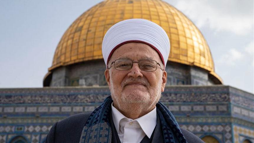 Grand Imam of Al-Aqsa Mosque rejects any plans to relocate Palestinians Grand Imam of Al-Aqsa Mosque rejects any plans to relocate Palestinians